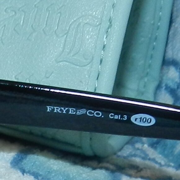 Frye and Co. Sunglasses Black Rectangular Frame UVA/UVB Protection🆕📦⌚🏃🏻💨⚡🚚 - Picture 11 of 16